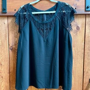 Truly Poppy Jarred Lace Detail Cap Sleeve Blouse